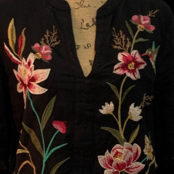 Johnny Was Maisie Embroidered Linen Blouse M - Picture 8 of 12